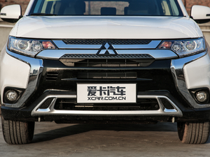 2019款2.0L 两驱畅享版 国V 中网