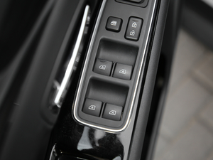 20192.4L (q) V п؅^(q)