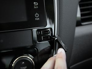 20192.4L (q) V п؅^(q)