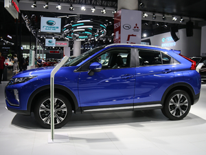 2019款1.5T CVT两驱梦想版 国VI 正侧（左）