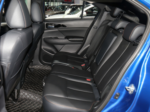 2019款1.5T CVT两驱梦想版 国VI 后排空间