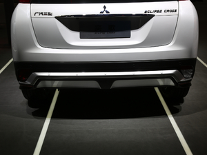 2019款1.5T CVT四驱真我版 国VI 排气管