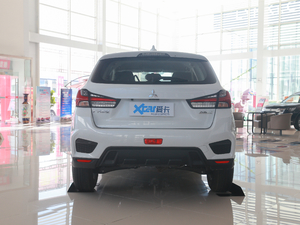 2020款1.6L 锋尚版 正后	