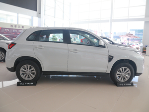 2020款1.6L 锋尚版 整体外观
