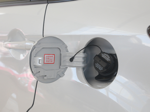 2020款1.6L 锋尚版 油箱盖