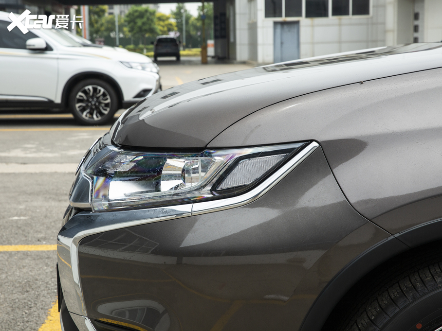 2020W{(ln) 2.0L (q) 5