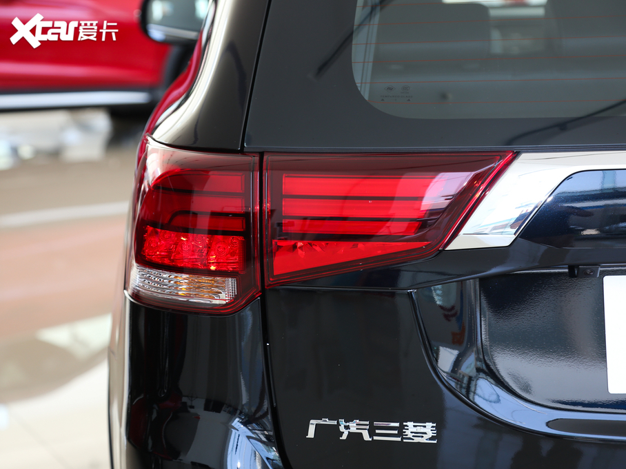 2020W{(ln) 2.4L (q) 5