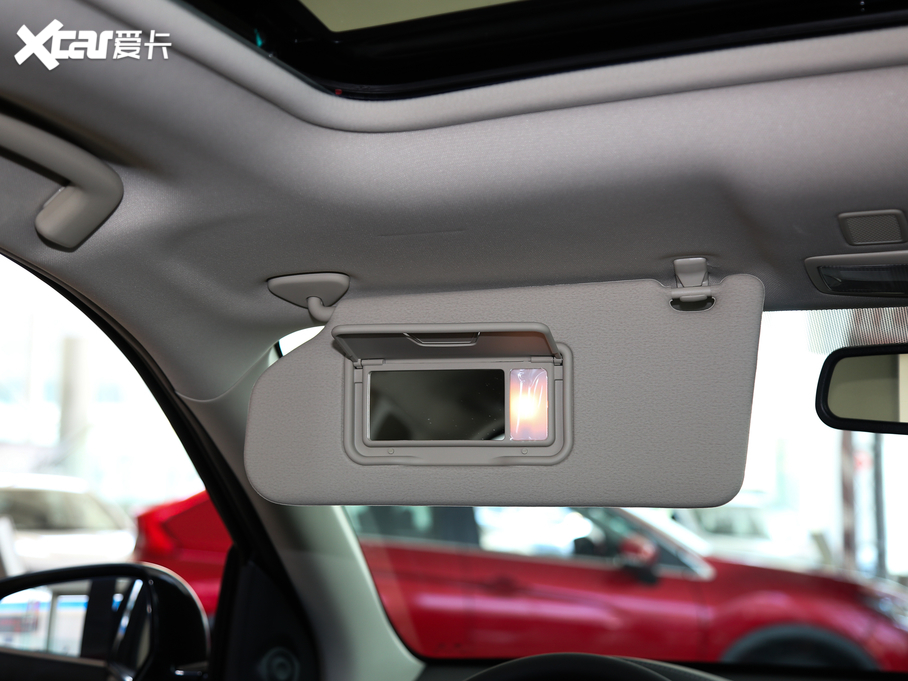 2020W{(ln) 2.4L (q) 5