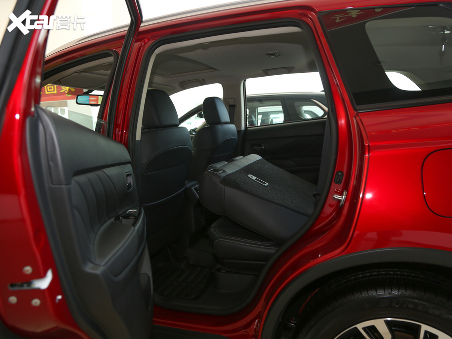 2020W{(ln) 2.0L (q) 5