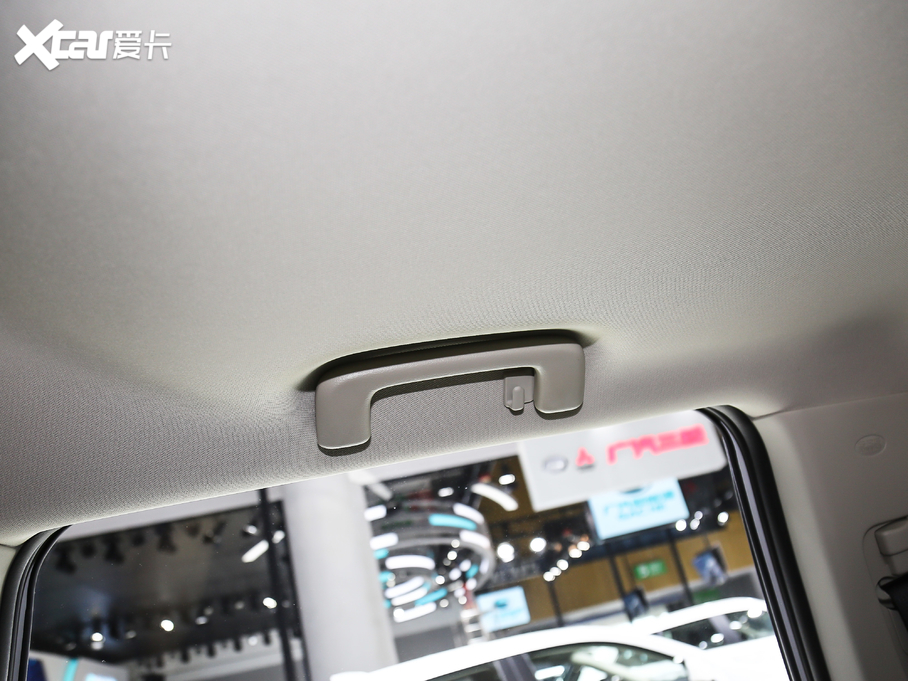 2020W{(ln) 2.4L (q) 7