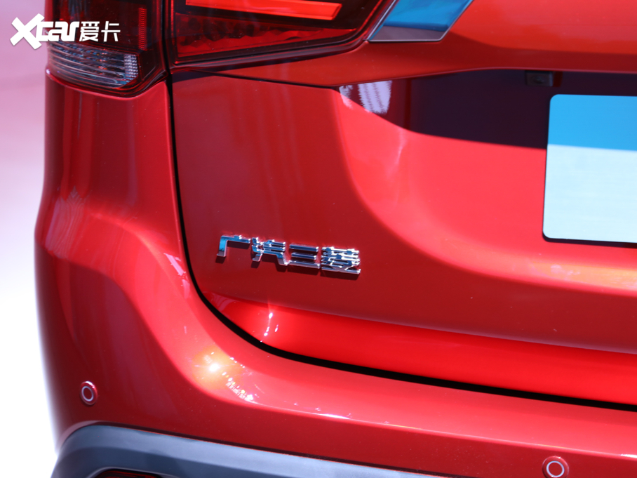 2020W{(ln) 2.4L (q) 5