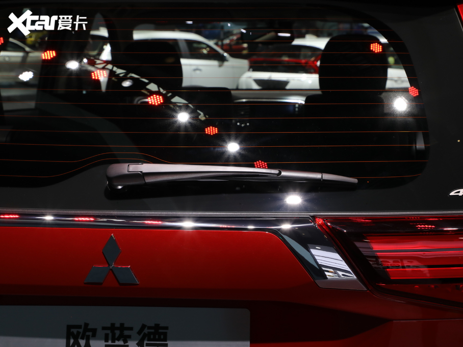 2020W{(ln) 2.4L (q) 5