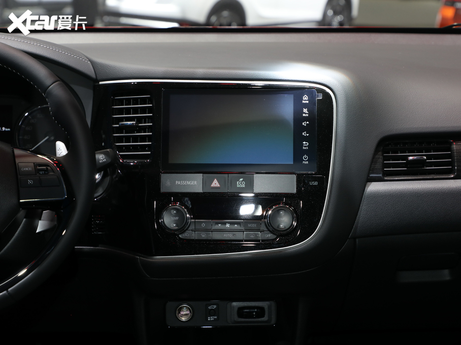 2020W{(ln) 2.4L (q) 5