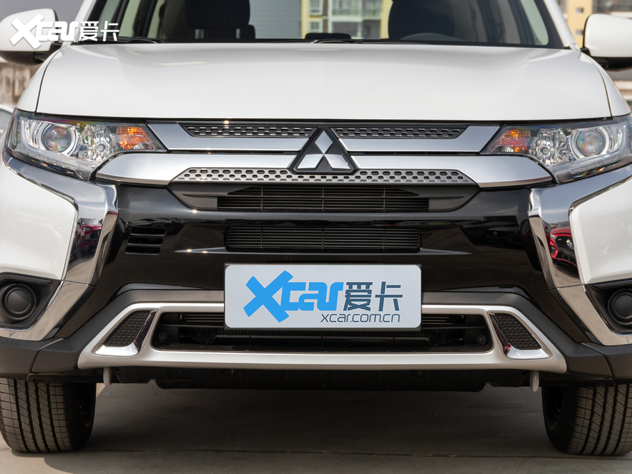 2020W{ 2.0L 򌕳а 5