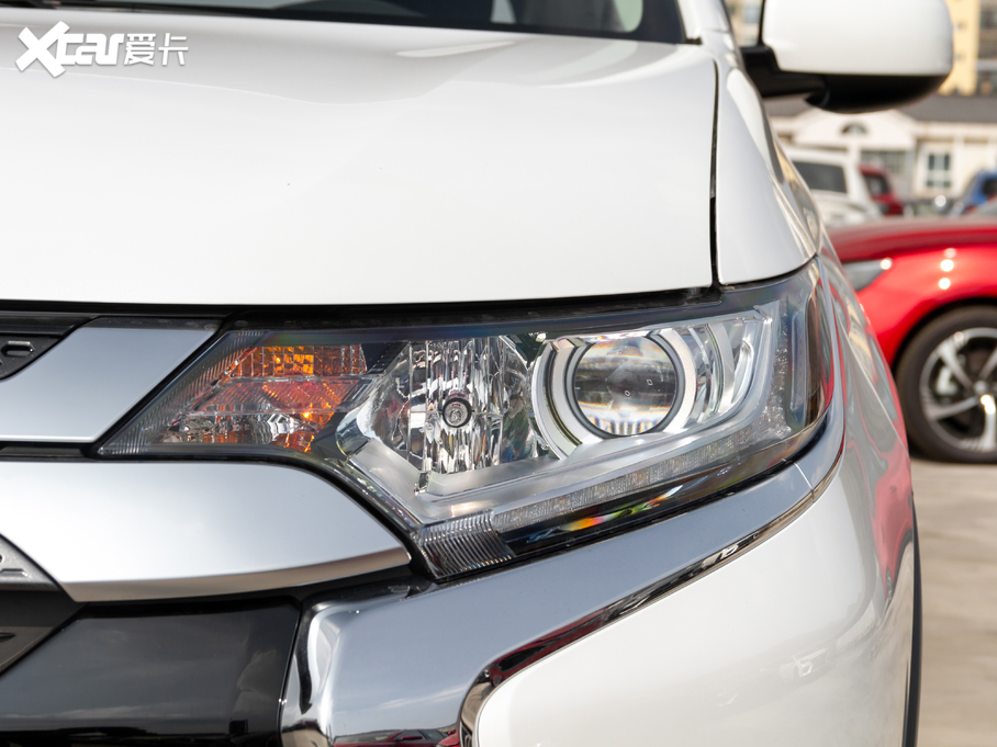 2020W{ 2.0L 򌕳а 5