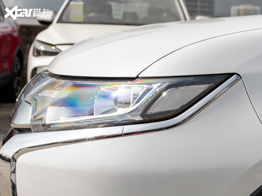 2020W{ 2.0L 򌕳а 5