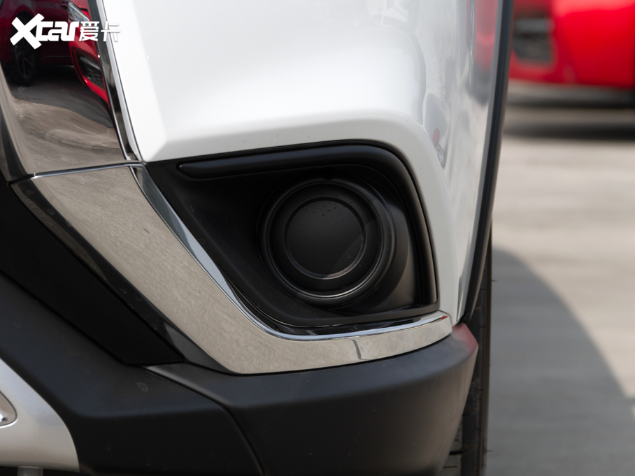 2020W{ 2.0L 򌕳а 5