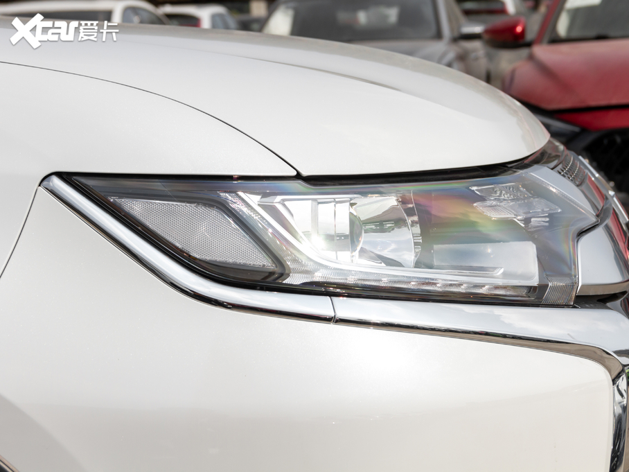 2020W{ 2.0L 򌕳а 5