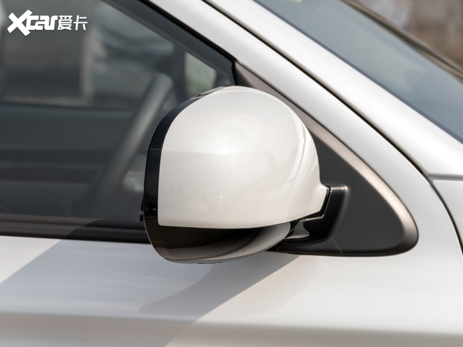 2020W{ 2.0L 򌕳а 5