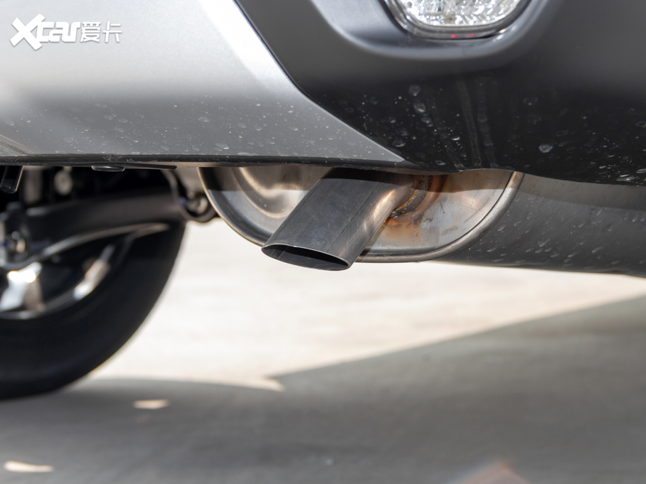 2020W{ 2.0L 򌕳а 5