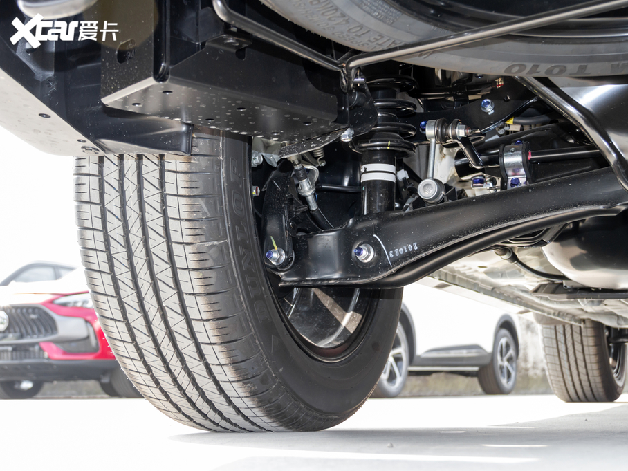 2020W{(ln) 2.0L (q)а 5