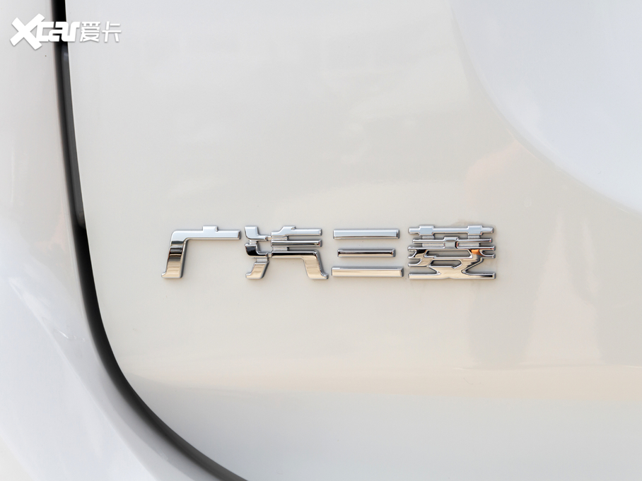 2020W{ 2.0L 򌕳а 5