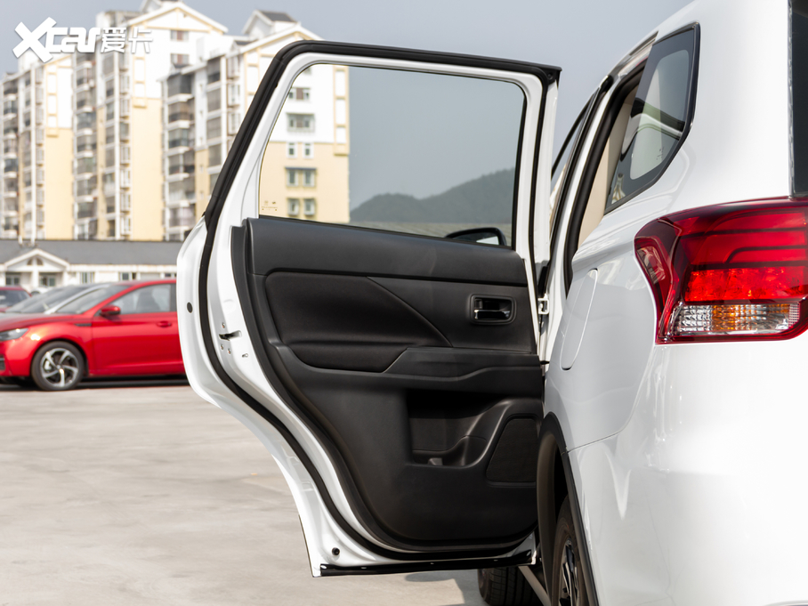 2020��W�{�� 2.0L ��򌕳�а� 5��