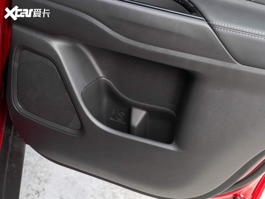 2020W{(ln) 2.4L (q) 7