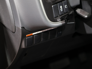 20202.4L (q) 5 п؅^(q)