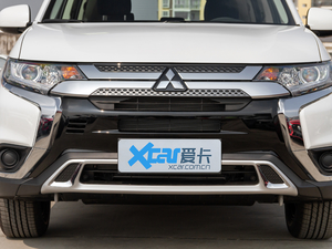2020款2.0L 两驱畅行版 5座 中网