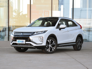 2021款1.5T CVT两驱信念版 左前45度