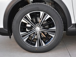 2021款1.5T CVT两驱信念版 轮圈