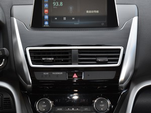 2021款1.5T CVT两驱信念版 空调出风口