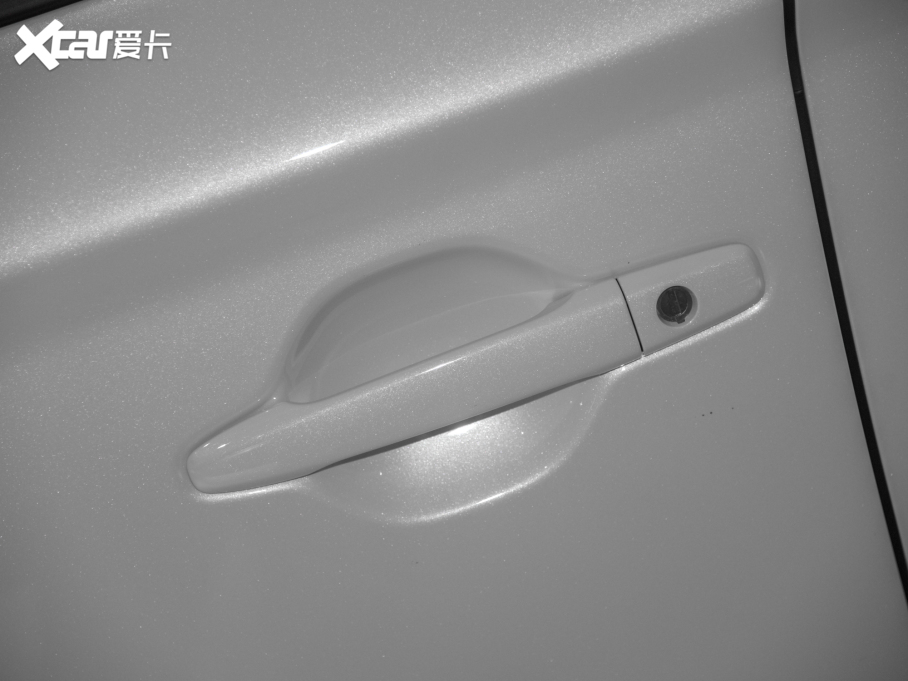 2021W{ 2.0L 򌕳а 5