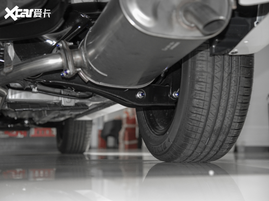 2021W{ 2.0L 򌕳а 5