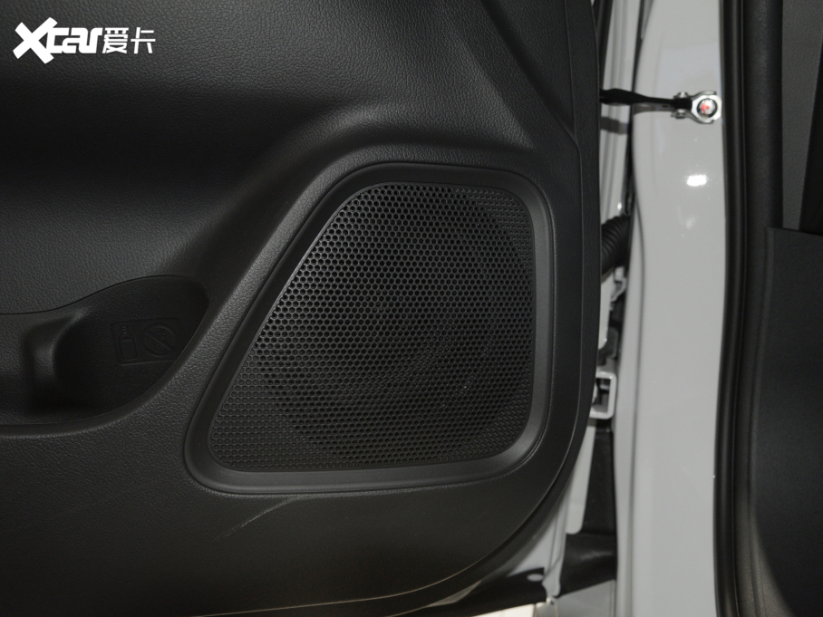 2021W{ 2.0L 򌕳а 5