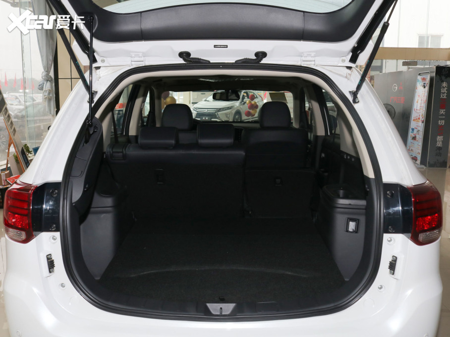 2021W{(ln) 2.4L (q) 5