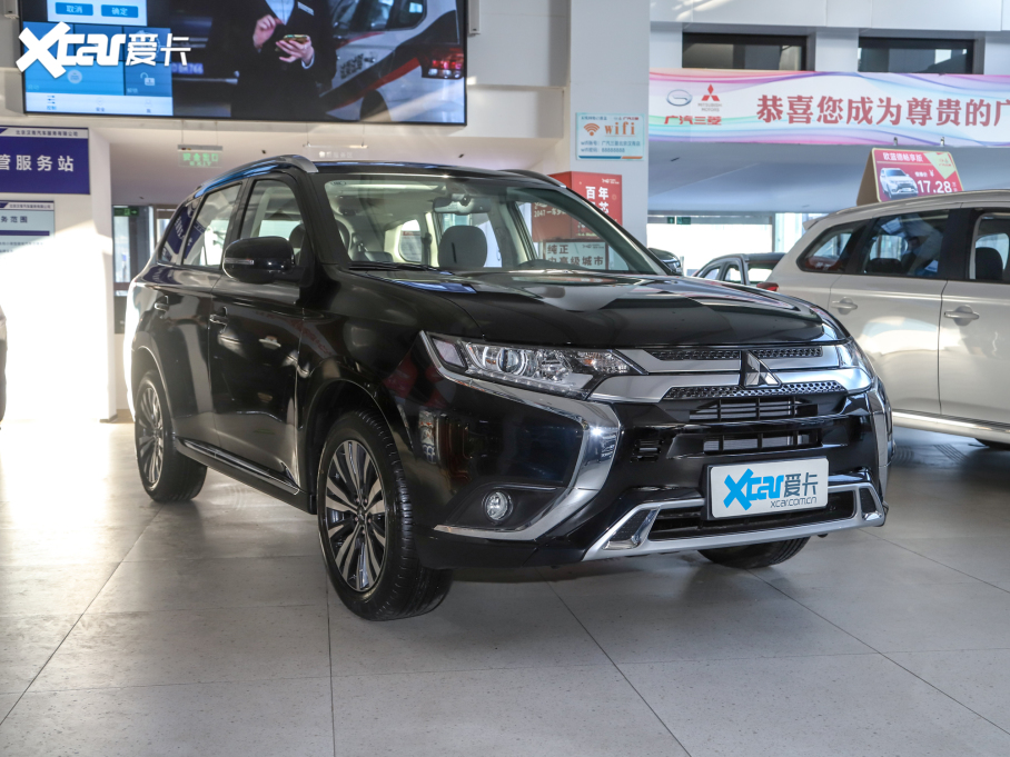 2021W{ Ŀ 2.0L 򌕳 7