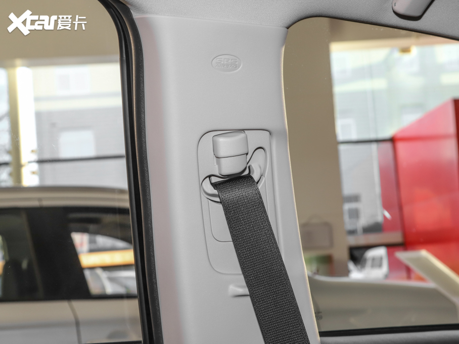 2021W{ Ŀ 2.0L 򌕳 7