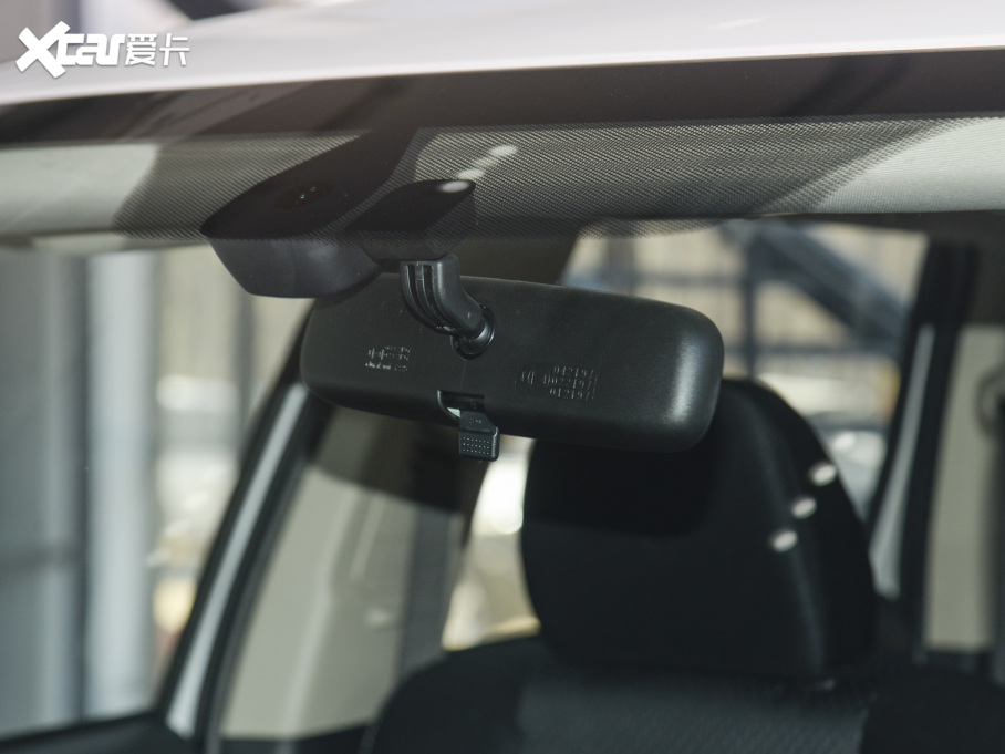 2021��W�{(l��n)�� �Ŀ� 2.0L ���(q��)���а� 5��