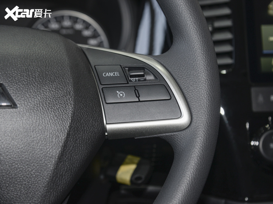 2021W{ Ŀ 2.0L (q)а 5