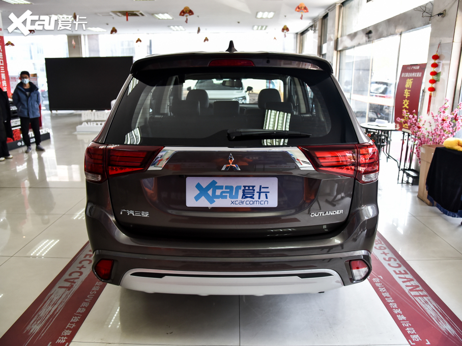 2021W{ Ŀ 2.0L 򌕳 5