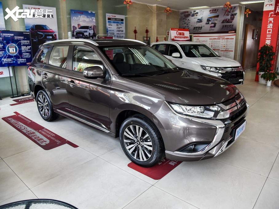 2021W{ Ŀ 2.0L 򌕳 5