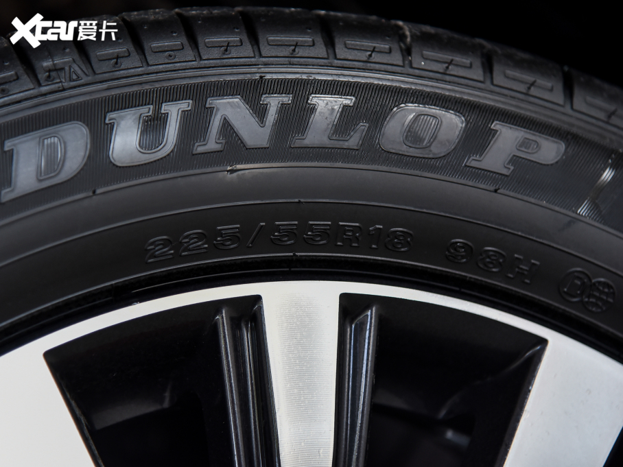 2021W{ Ŀ 2.0L 򌕳 5