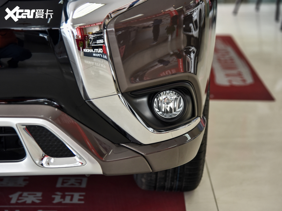 2021W{ Ŀ 2.0L 򌕳 5