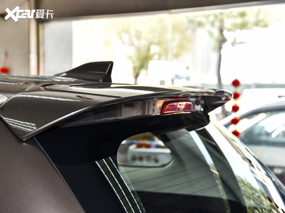 2021W{ Ŀ 2.0L 򌕳 5