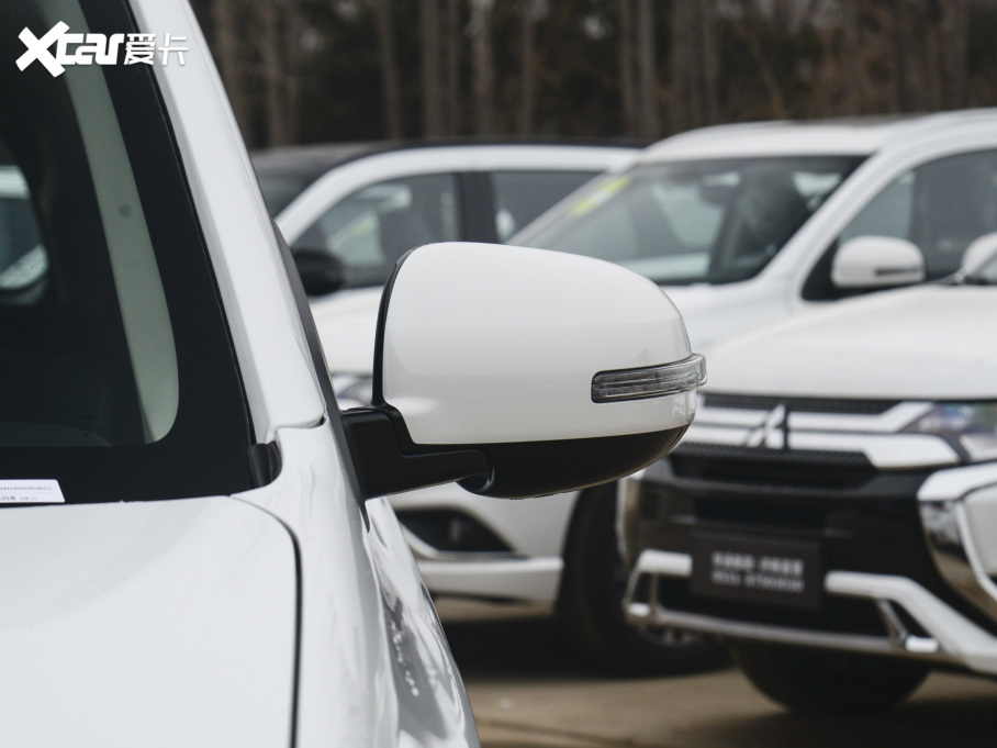 2021W{ Ŀ 2.0L 򌕳 5