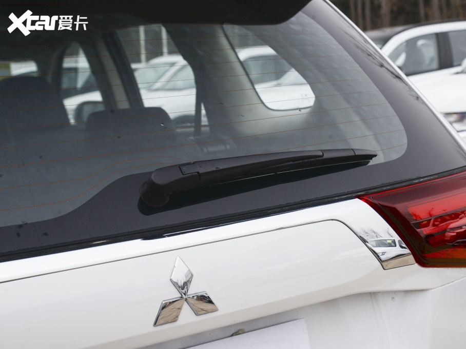 2021W{ Ŀ 2.0L 򌕳 5