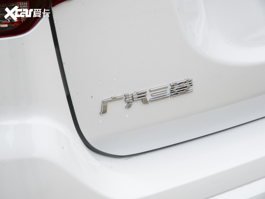 2021W{ Ŀ 2.0L 򌕳 5