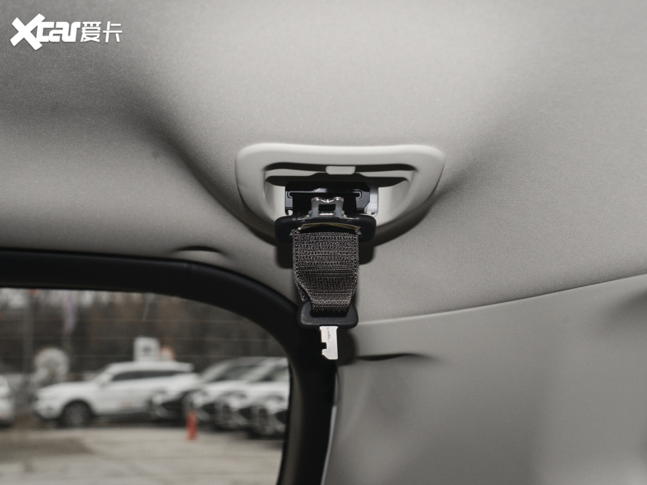 2021W{ Ŀ 2.0L 򌕳 5